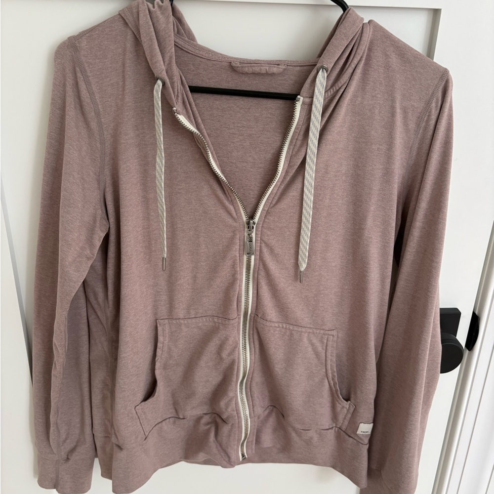 Vuori Women's Zip-Up Hoodie in Dusty pink